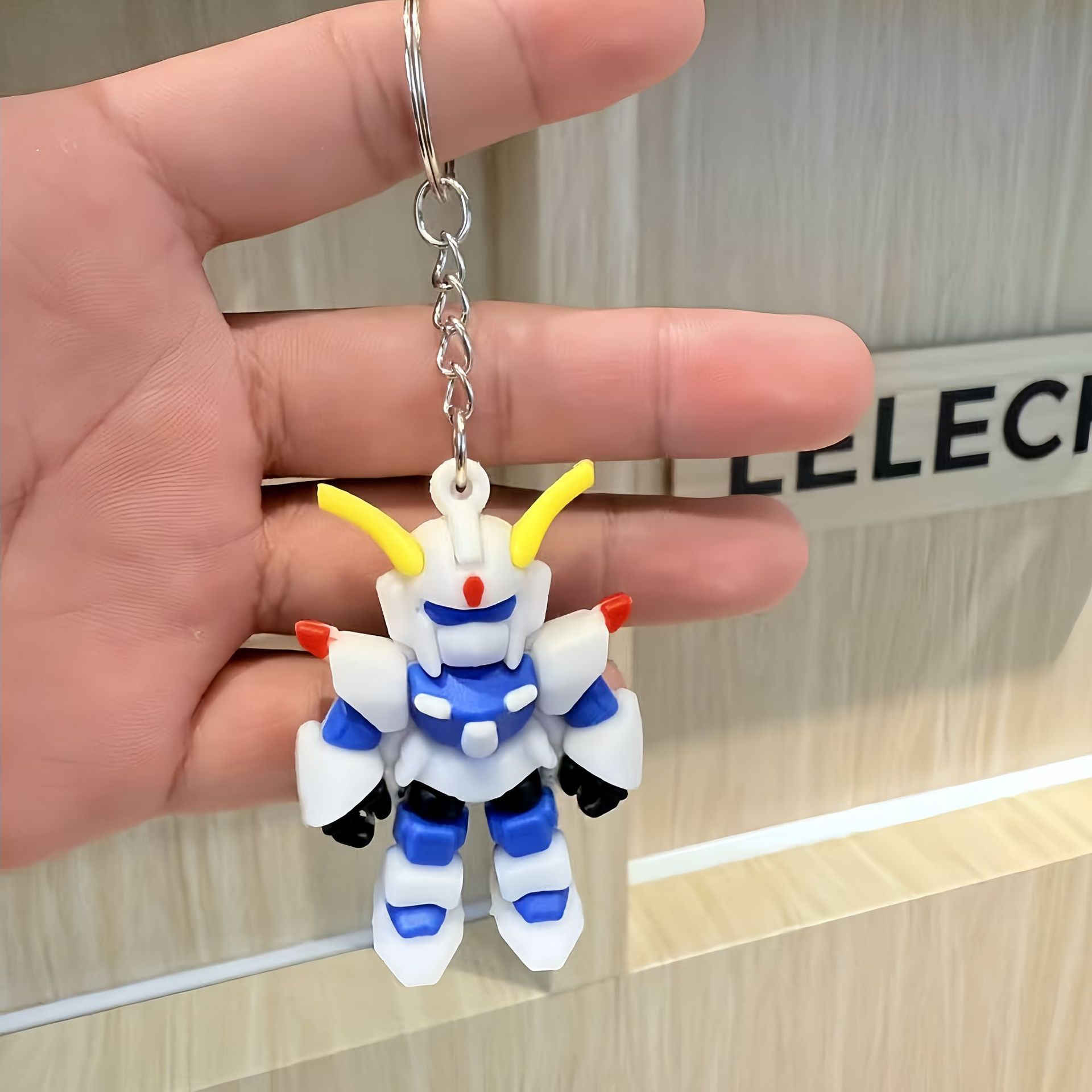 4個入り 新品 漫画風 メカ戦士キーホルダー アニメ ソフト - Anime Cosplay For Couples のレビューと価格