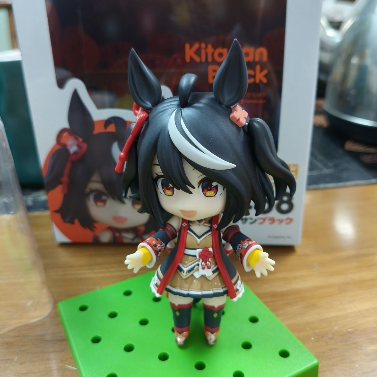 ニュープリティーダービー ‌   キタサンブラック コスプレ - Cosplay Anime Black のレビューと価格