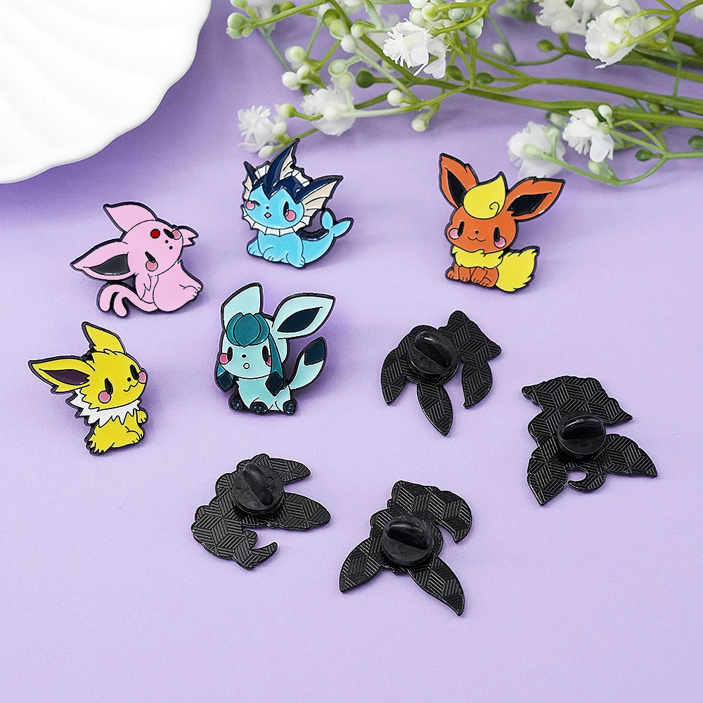 9 個ポケモンイーブイブローチかわいいアニメエナメルピンフレ - Anime Cosplay Pokemon のレビューと価格