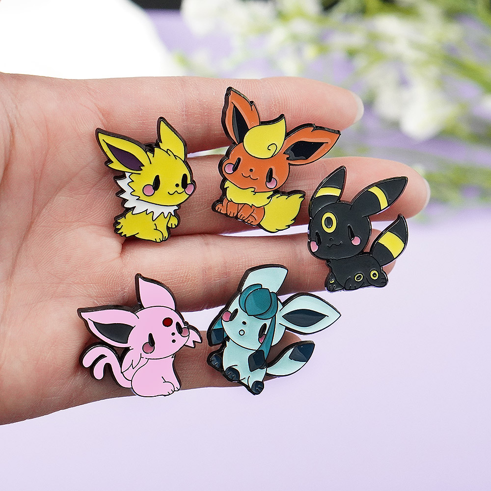 9 個ポケモンイーブイブローチかわいいアニメエナメルピンフレ - Anime Cosplay Pokemon のレビューと価格